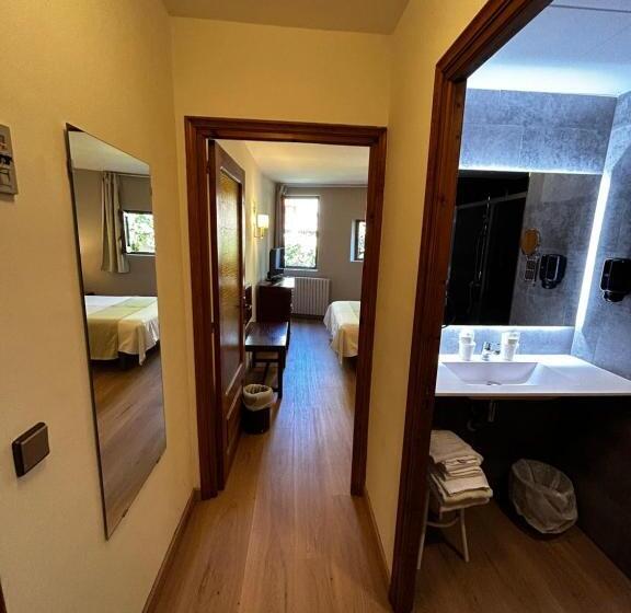 اتاق سوپریور, Santa Barbara De La Vall D Ordino