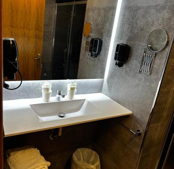 اتاق سوپریور, Santa Barbara De La Vall D Ordino