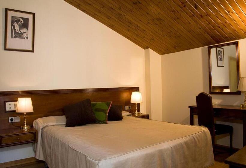 اتاق سوپریور سه تخته, Santa Barbara De La Vall D Ordino