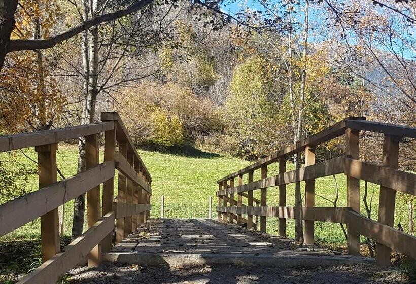 اتاق استاندارد سه نفره, Santa Barbara De La Vall D Ordino