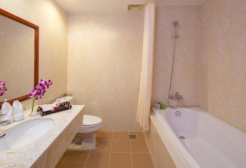 اتاق لوکس با چشمانداز دریا, Sunny Beach Resort & Spa