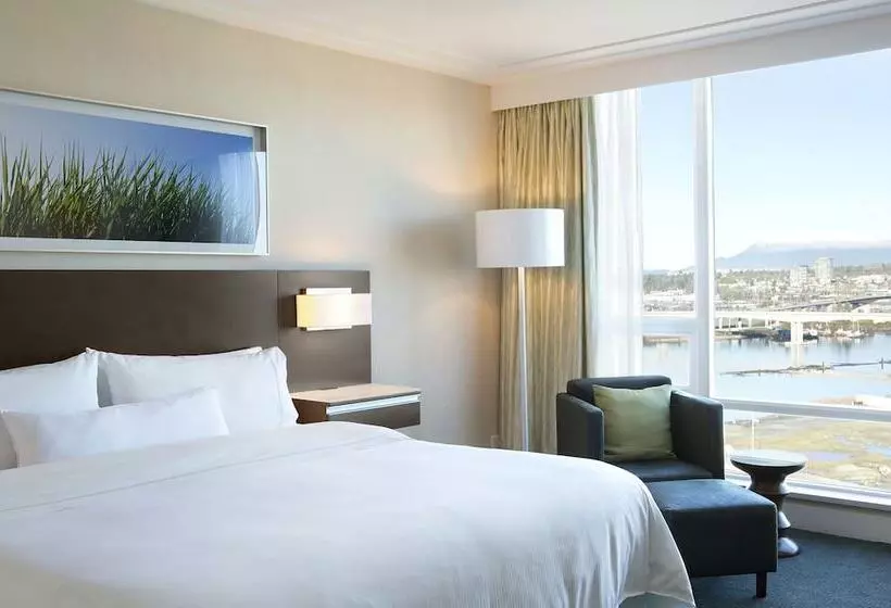 اتاق کلاسیک با تخت دوبل, The Westin Wall Centre, Vancouver Airport