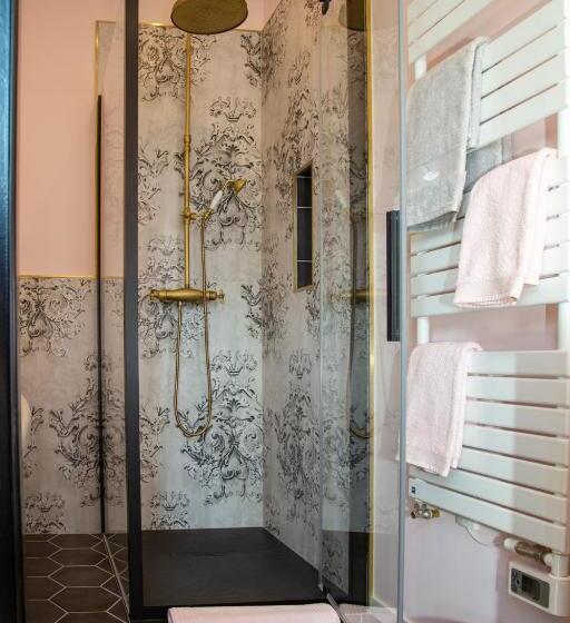 Номер Deluxe Кровать Кинг, Castel Serein