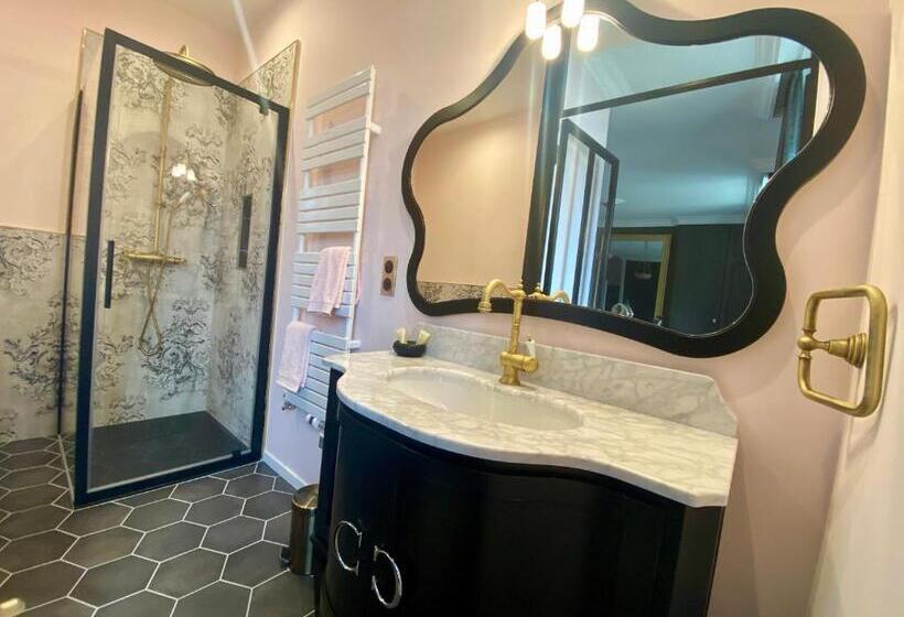 Номер Deluxe Кровать Кинг, Castel Serein