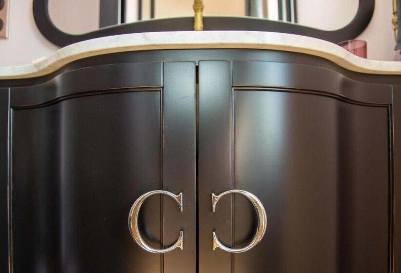 Номер Deluxe Кровать Кинг, Castel Serein