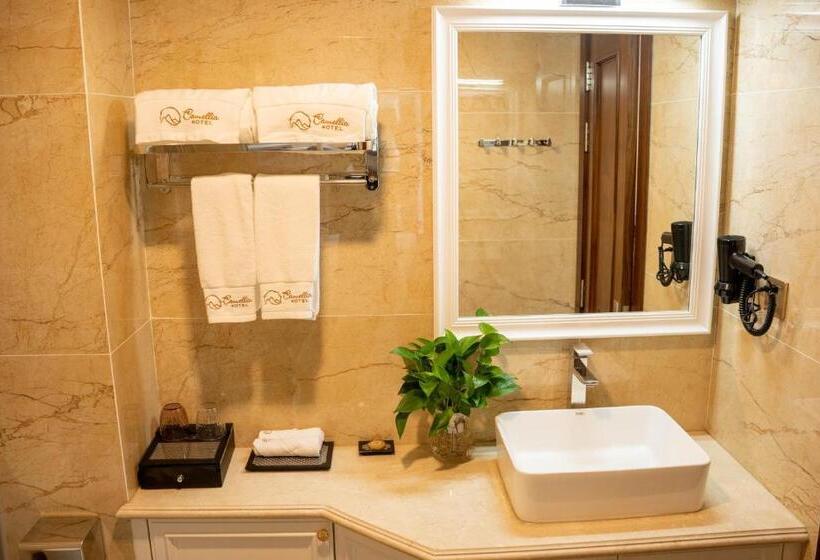 اتاق استاندارد با بالکن, Camellia Luxury Hotel Tam đảo
