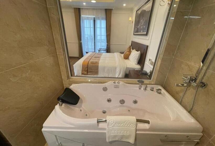 اتاق استاندارد با بالکن, Camellia Luxury Hotel Tam đảo