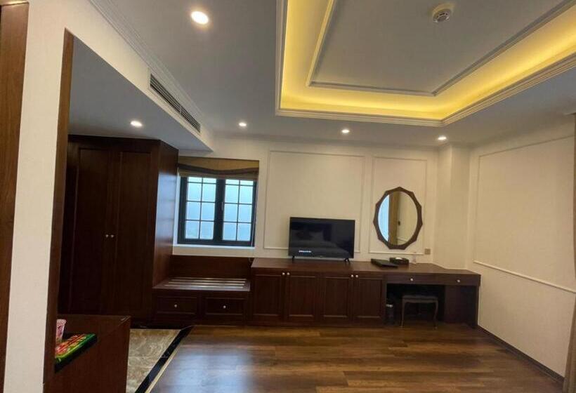 اتاق استاندارد با بالکن, Camellia Luxury Hotel Tam đảo