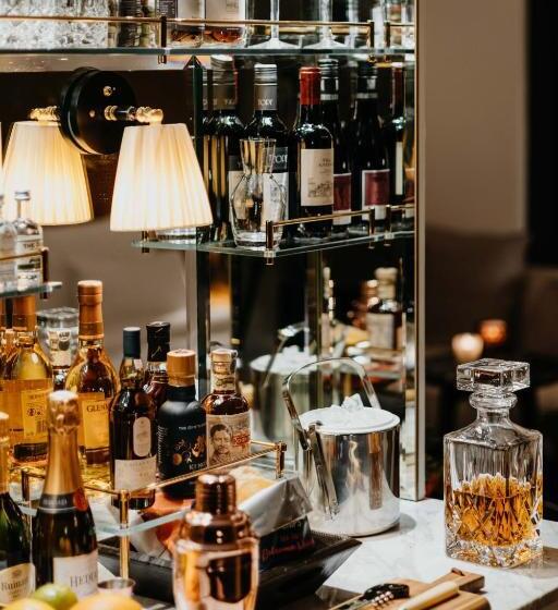 اتاق سوپریور با تخت بزرگ, Do & Co Hotel München