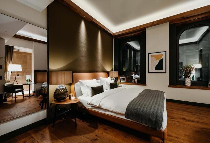 اتاق سوپریور با تخت بزرگ, Do & Co Hotel München