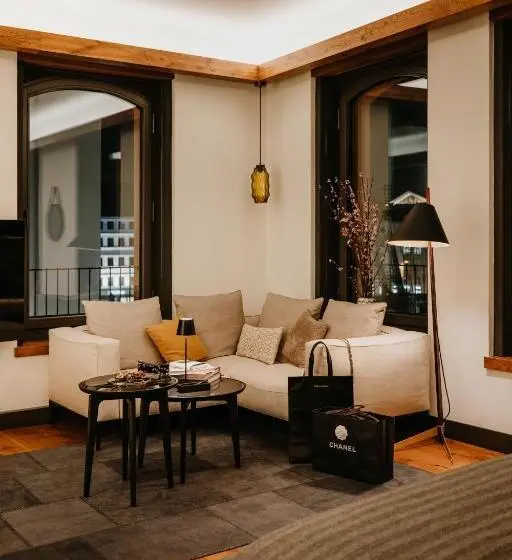 Deluxe Junior Suite, Do & Co Hotel München