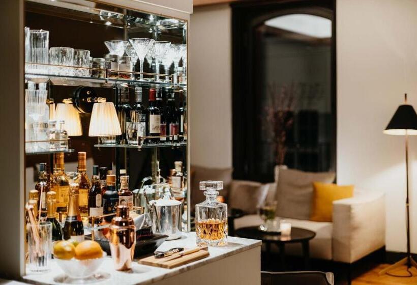 سوییت جونیور لوکس, Do & Co Hotel München