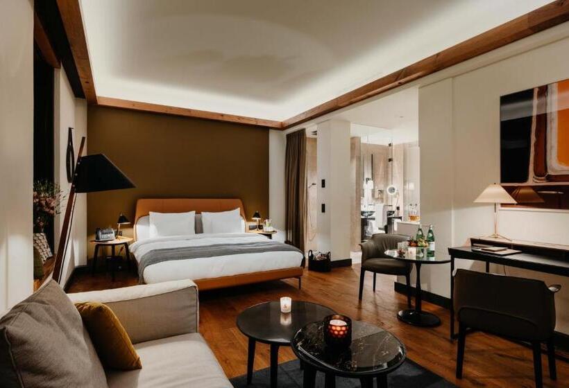 سوییت جونیور, Do & Co Hotel München