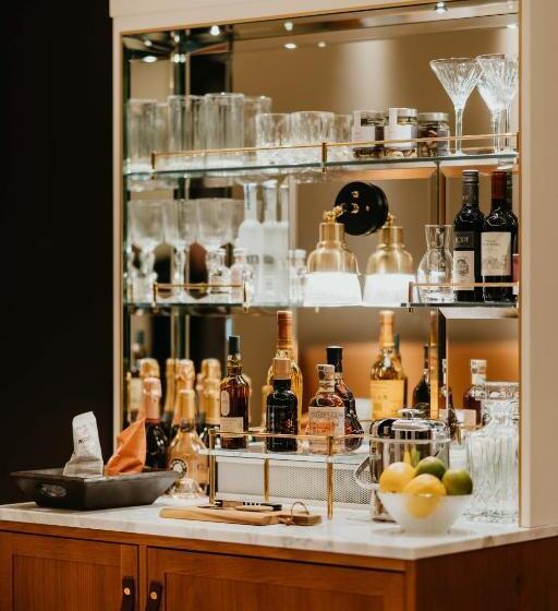 سوییت جونیور, Do & Co Hotel München