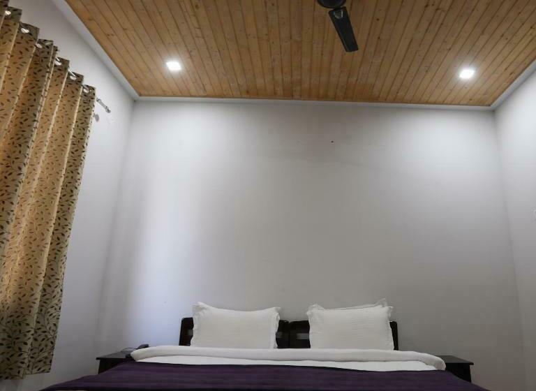 デラックスルーム, Le Roi Floating Huts & Eco Rooms Tehri