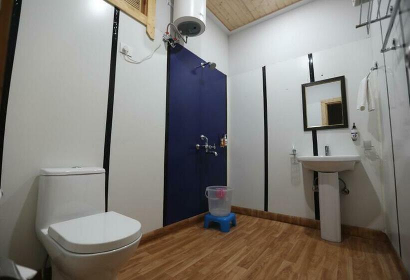 ファミリールーム, Le Roi Floating Huts & Eco Rooms Tehri