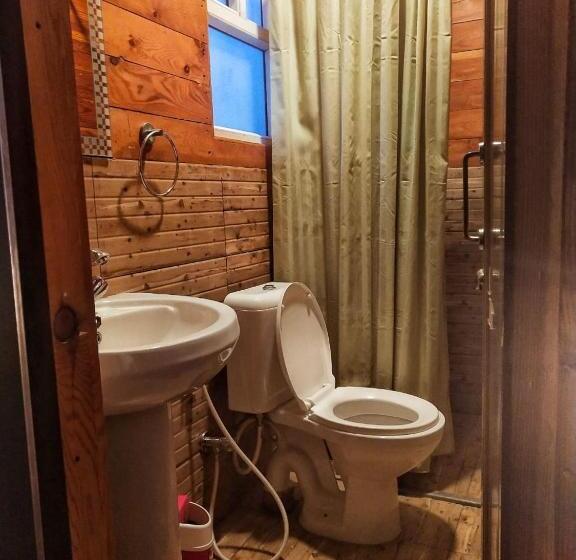 スタンダードルーム, Le Roi Floating Huts & Eco Rooms Tehri