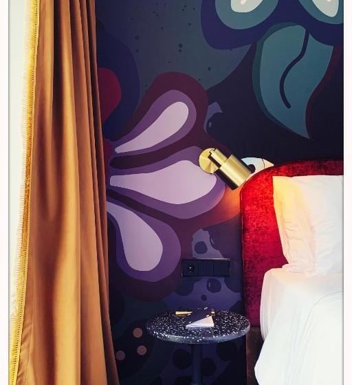 חדר בסיסי, Relais & Chateaux Weeshuis Gouda