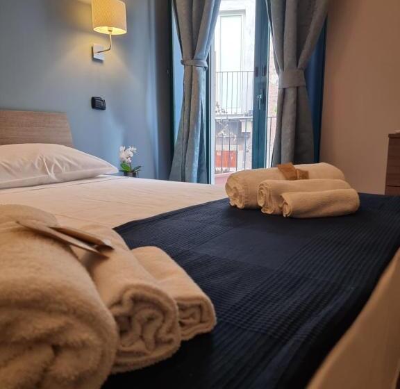 اتاق استاندارد چهار تخته, Casa Tua Suites