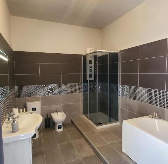 سوئیت با وان آب گرم, Casa Tua Suites