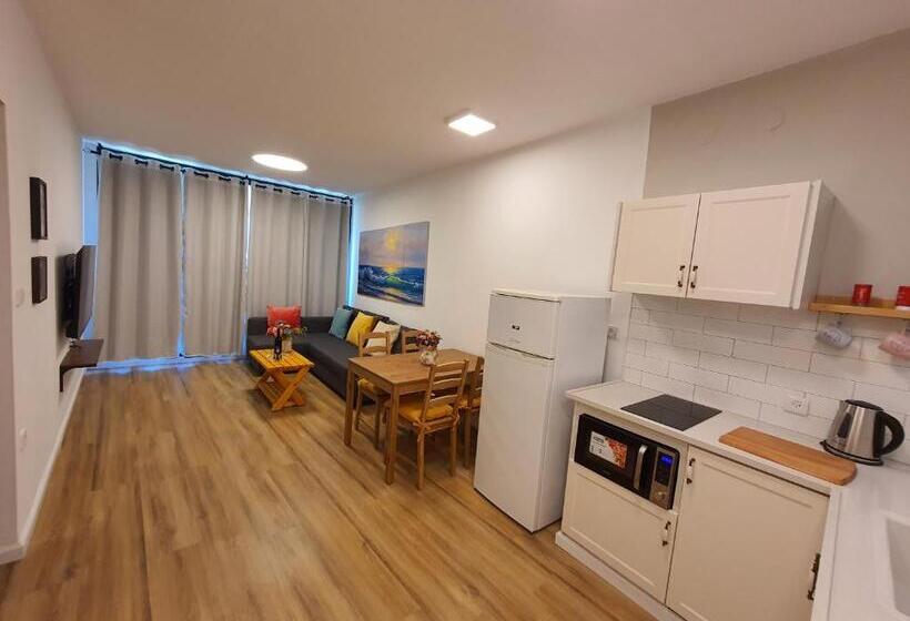 Апартаменты 1 Спальня Вид на Море, Boutique Apartments Caesarea