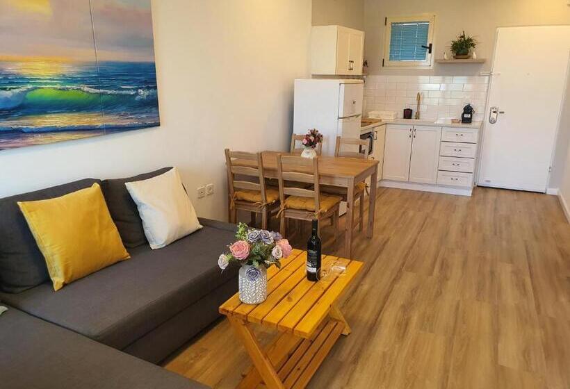 Апартаменты 1 Спальня Вид на Море, Boutique Apartments Caesarea