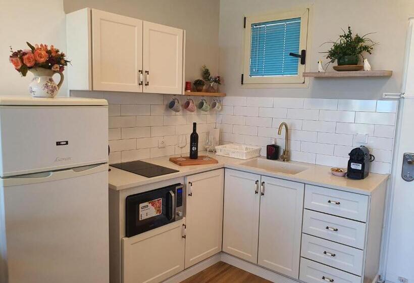 Апартаменты 1 Спальня Вид на Море, Boutique Apartments Caesarea