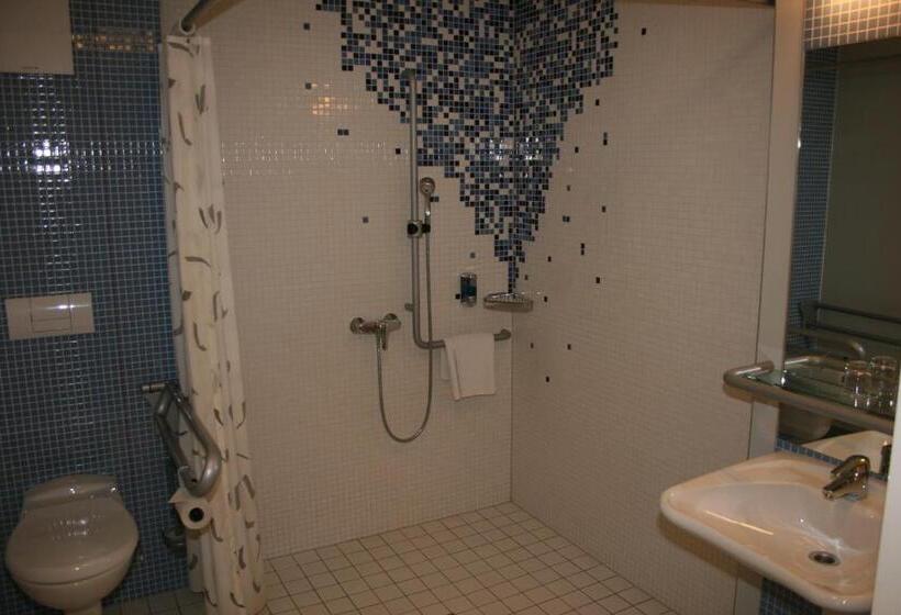 身障者適用スタンダードルーム, Bildungs  Und Begegnungsstätte Brüderhaus