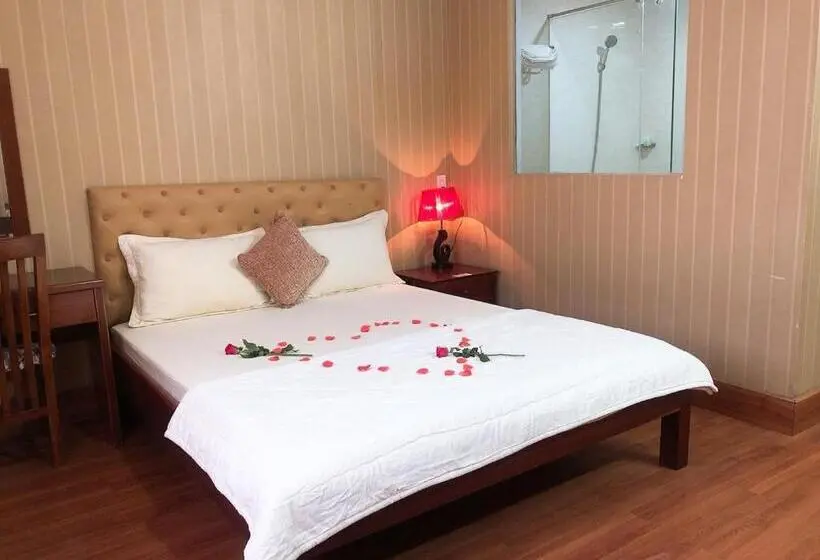 اتاق سوپریور با تخت بزرگ, Ngọc Mấy   đại Lợi