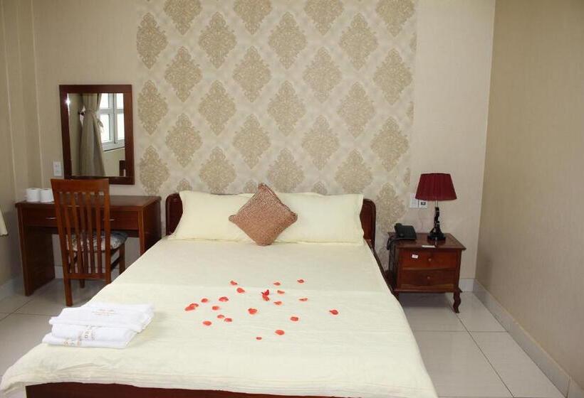 اتاق سوپریور با تخت بزرگ, Ngọc Mấy đại Lợi