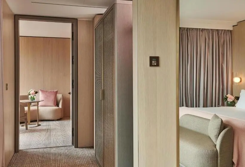 スイート, Pan Pacific London