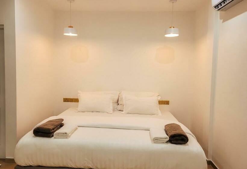 اتاق لوکس, Kingsway Thoddoo Maldives
