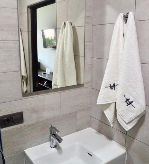 اتاق استاندارد با تخت بزرگ, Village Apartments Polyana