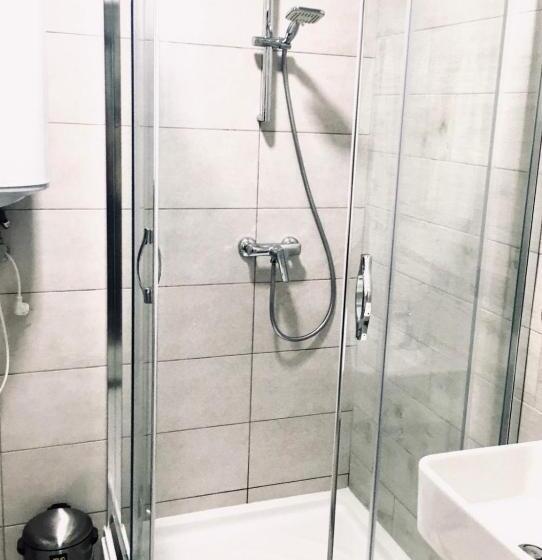 اتاق استاندارد با تخت بزرگ, Village Apartments Polyana