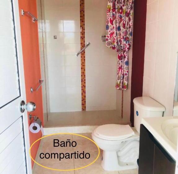 带共用浴室的标准房间, La Morocha Hospedaje & Relax Campestre