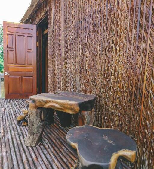 اتاق استاندارد با بالکن, Casa Eco Mekong Resort