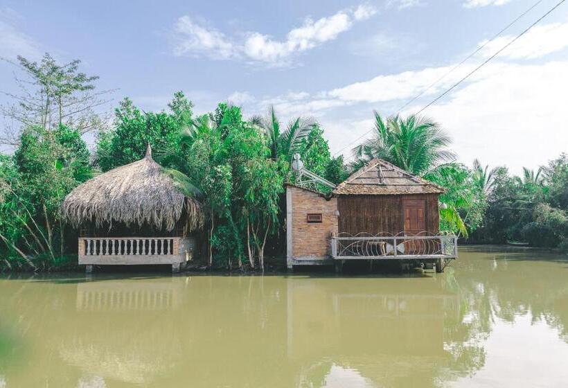 اتاق استاندارد با بالکن, Casa Eco Mekong Resort