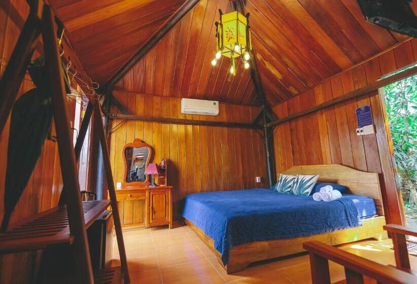 اتاق استاندارد با بالکن, Casa Eco Mekong Resort