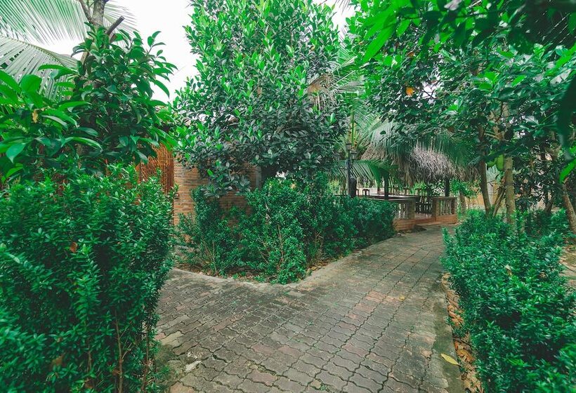 اتاق خانوادگی, Casa Eco Mekong Resort