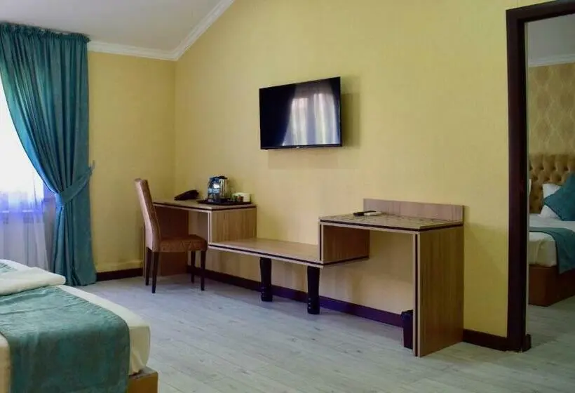 سوییت, Dostar Inn