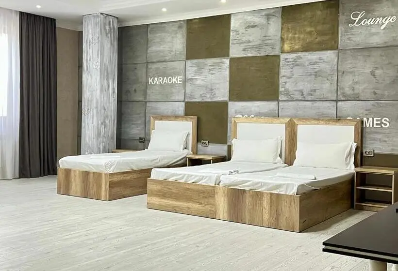 سوییت خانوادگی, Dostar Inn