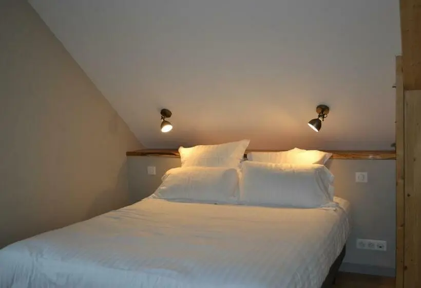 スタンダードトリプルルーム, Logis Auberge De Pont Calleck