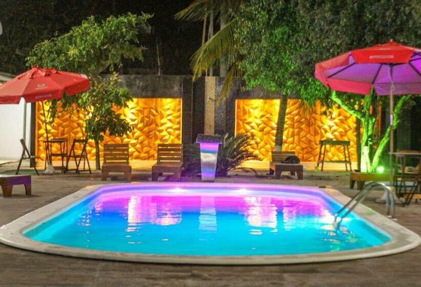 Номер Стандарт Вид на Бассейн, Mitologia Algodoal