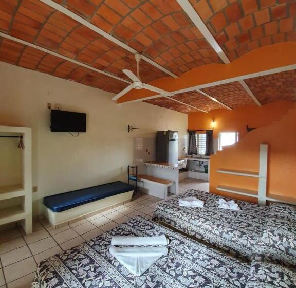 Полулюкс, Real Del Sol