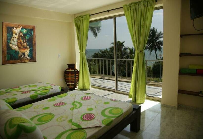 חדר קומפורט לשלושה, Reserva Aguamarina