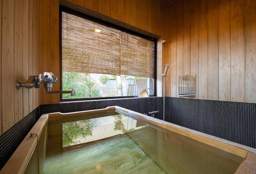 Pokój Deluxe, 内子の宿 こころ