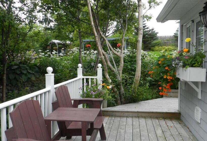 غرفة قياسية مطلّة علي الحديقة, Abbie's Garden Bed & Breakfast