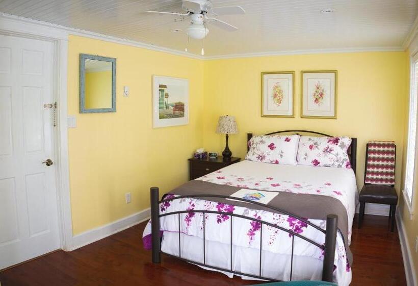 غرفة قياسية مطلّة علي الحديقة, Abbie's Garden Bed & Breakfast