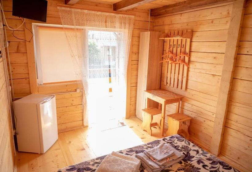 اتاق استاندارد با بالکن, Rybatska 7