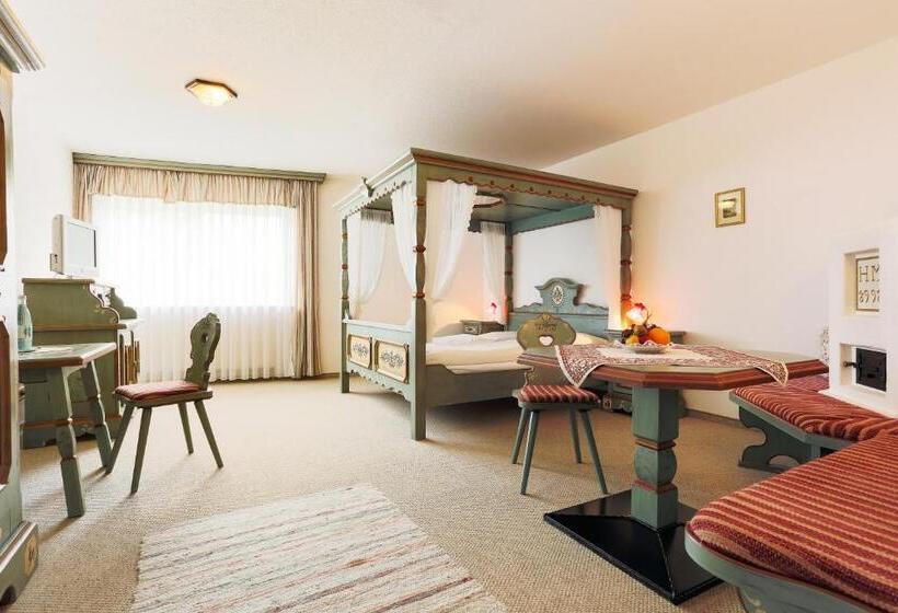 디럭스 룸, Sattelbogener Hof